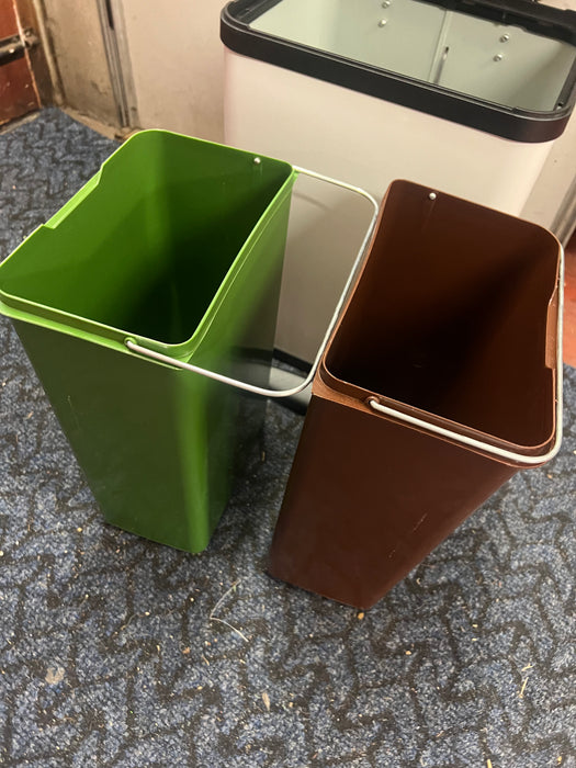 Double Peddle Bin